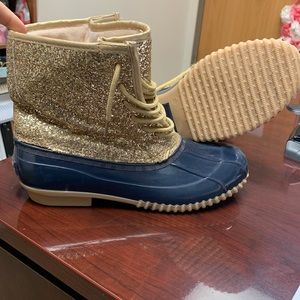 2 for $25! Sugar snow boots
